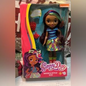 Sunny day Brush & style rox  doll